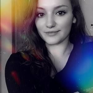 Meet your Posher, Raegan